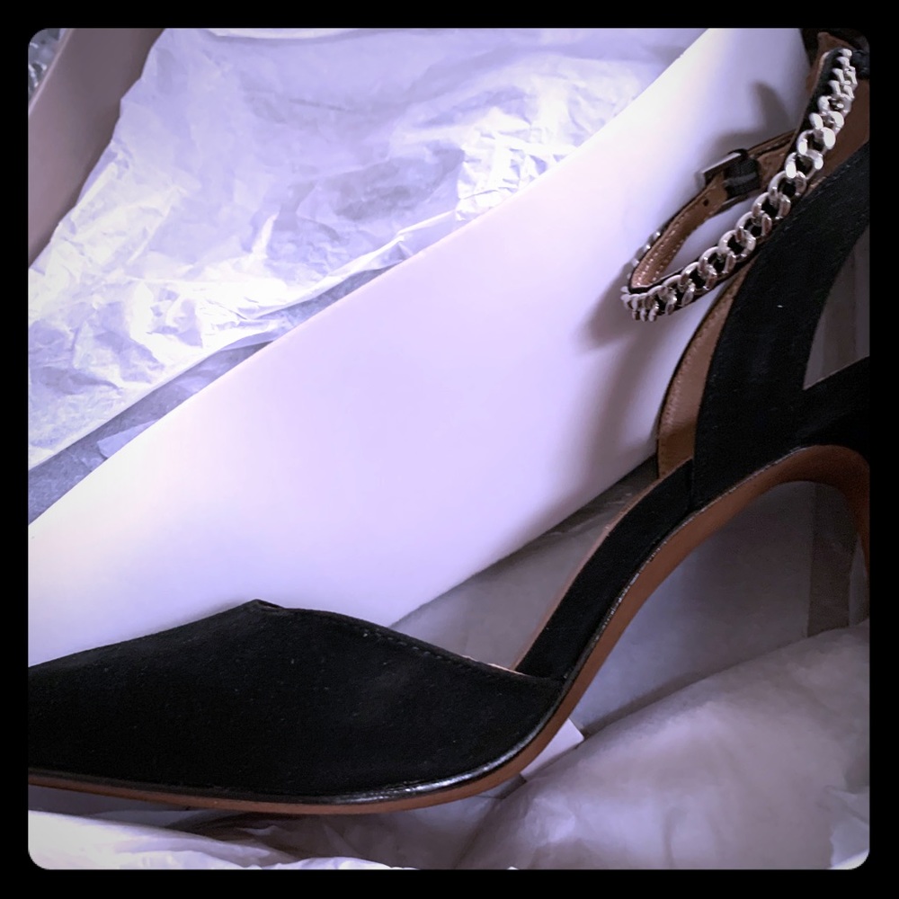 BCBG CAIRO KID SUEDE MULE